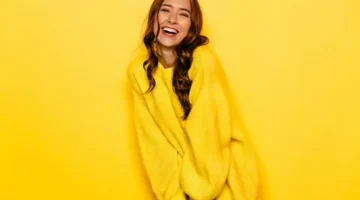 Как носить джемпер поверх платья