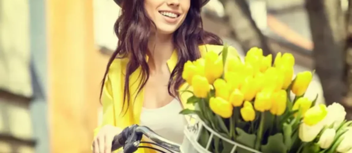 Как носить юбку-карандаш вне офиса